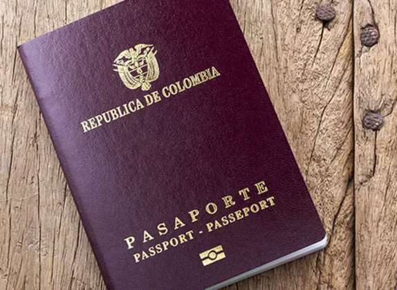 se necesita pasaporte para viajar a colombia